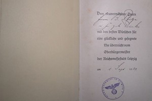 Dedykacja Hitlera dla B. Pfitse